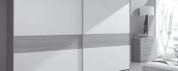 armario-moderno-con-puertas-correderas-13697919